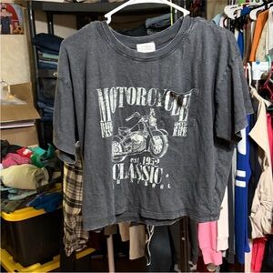 🖤 Vintage Urban Nation Motorcycle Graphic Cropped Tee w/ Pocket | Size Large 🏍️✨